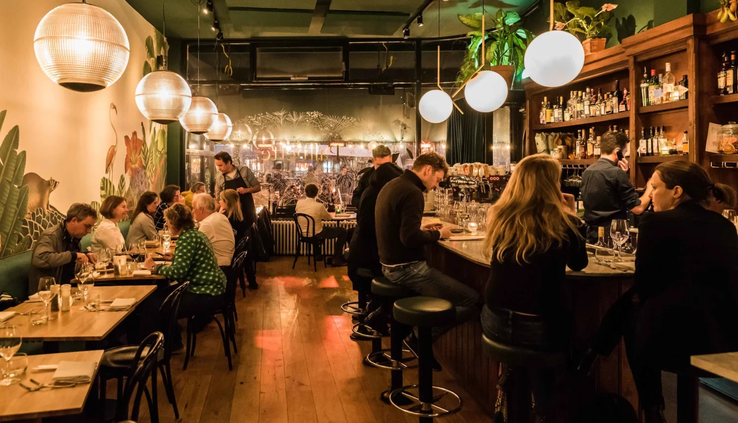 Interieur van restaurant Palmette in Den Haag