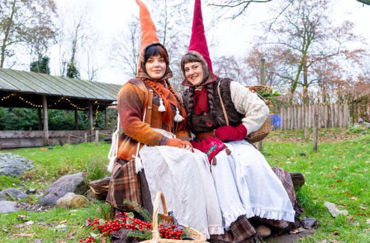 Bezoekers van een eerdere Midwinter Fair in Archeon