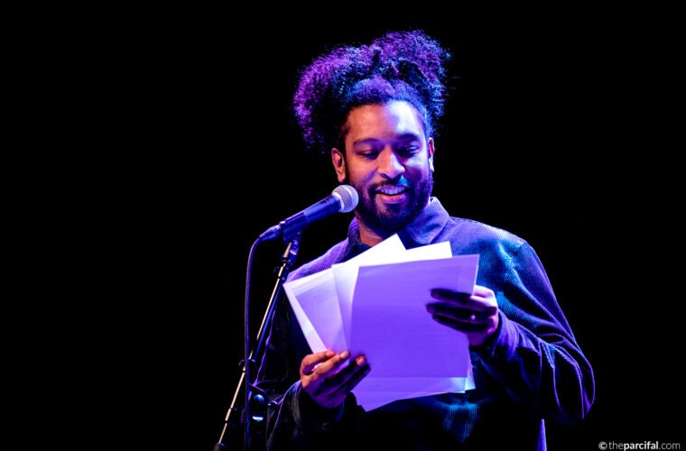Mensen Zeggen Dingen: spoken word bij PAARD – GR8 in Den Haag
