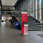 Interieur van het stadskantoor van Gemeente Leiden; illustratieve locatiefoto